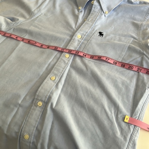 Abercrombie & Fitch 100% Cotton Muscle Button Down Shirt - Picture 4 of 9